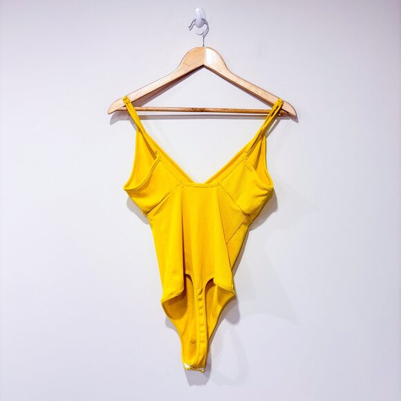 REVAMPED Yellow Ribbed Bodysuit | Rib Knit V-Neck Minimalist Essential | Small * - Picture 7 of 7